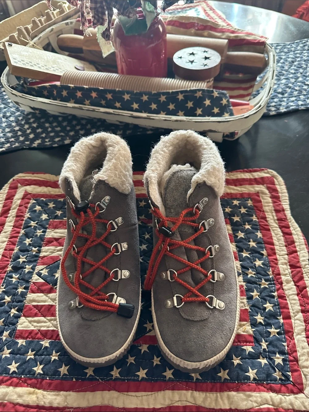 Sorel Women's Gray Suede Winter Boots with Red Laces